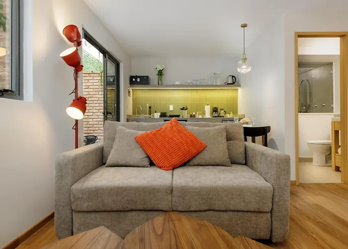 Apartamento Zaterra, A Tranquil Oasis In Roma Norte *