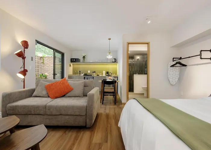 Apartamento Zaterra, A Tranquil Oasis In Roma Norte *